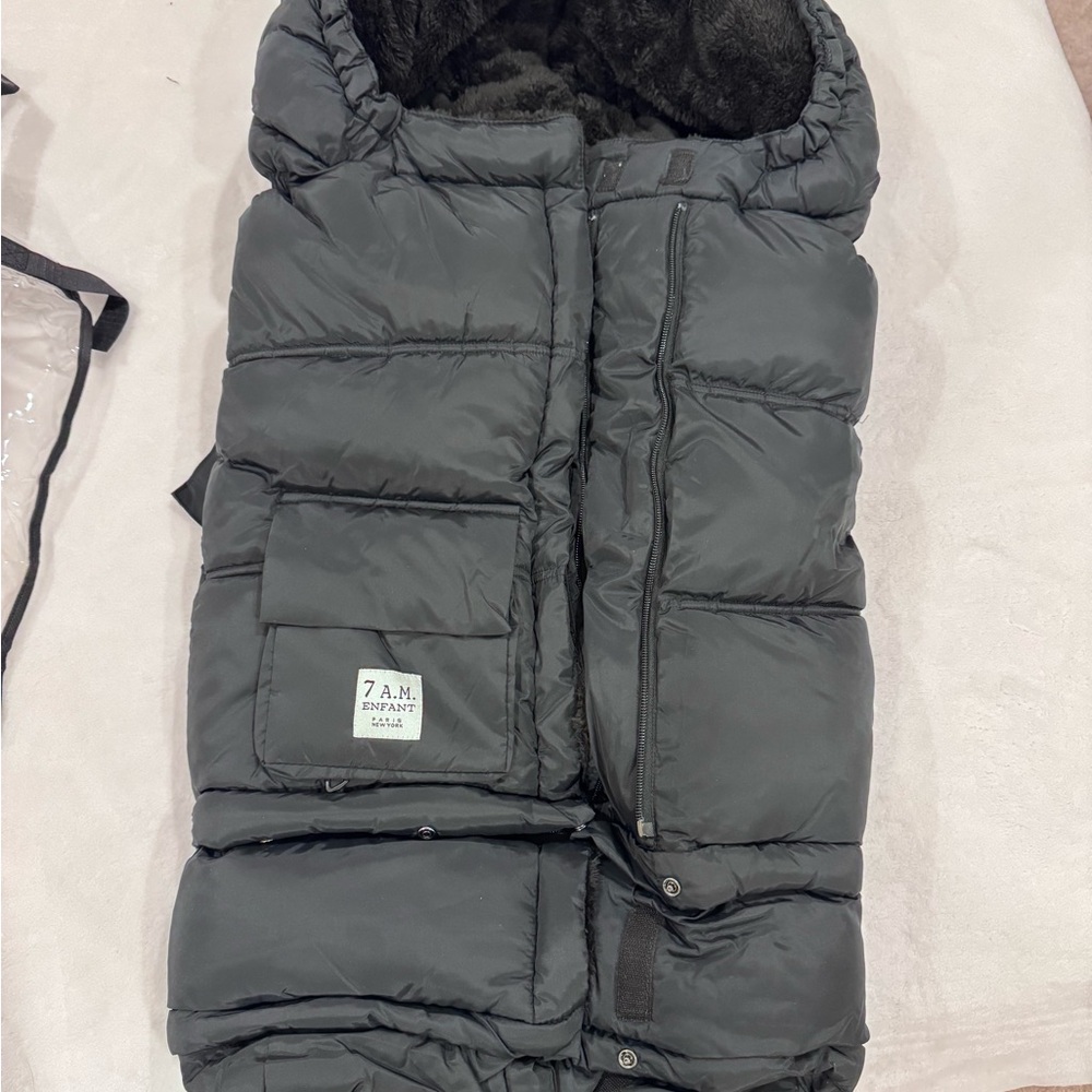 7 A.M. Enfant Stroller Blanket 212